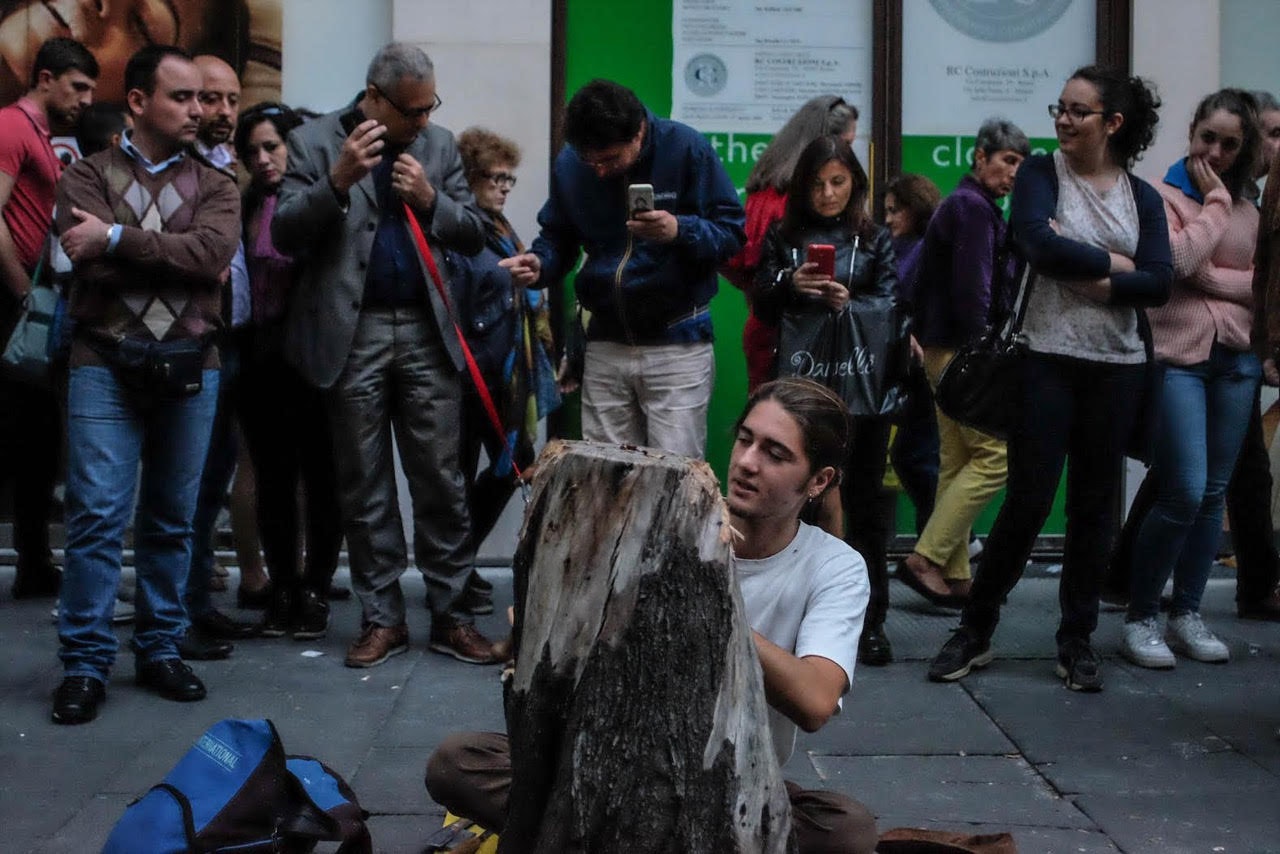 Artist at work on the streets of Rome