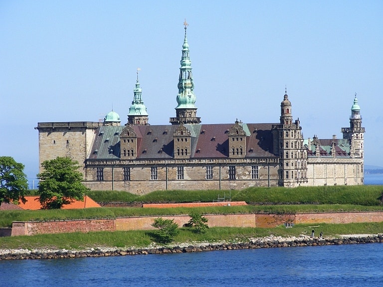 Travel News - kronborg-castle-in-helsingor-denmark-07201405-053858_original.jp