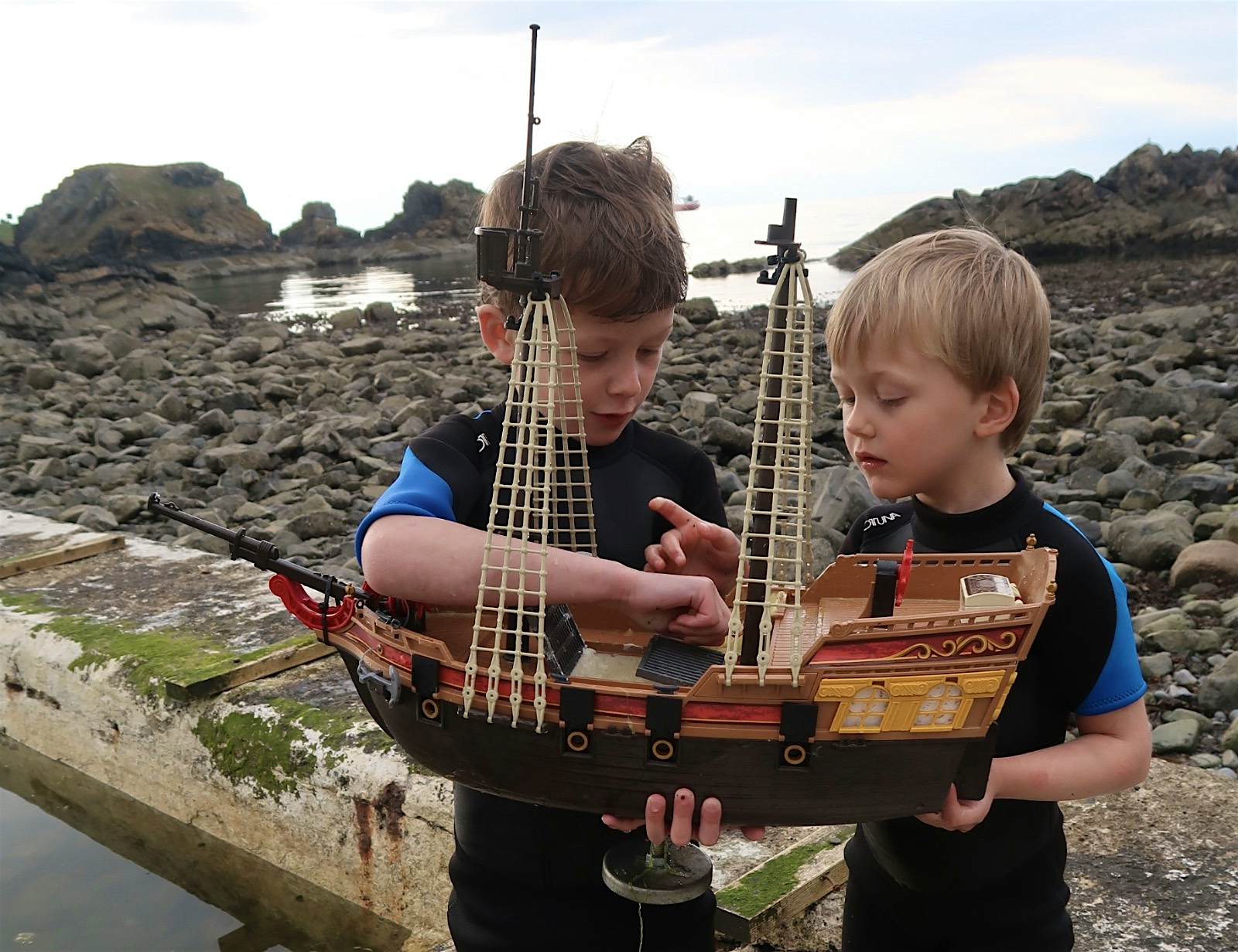 Travel News - Ollie and Harry Ollie and Harry with the Adventure.