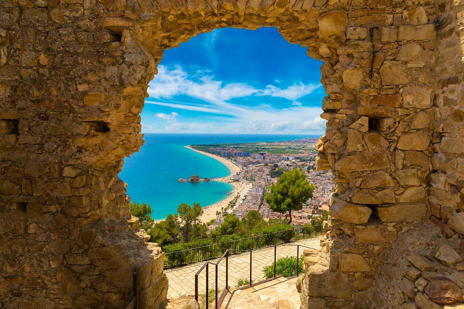 Travel News - shutterstockRF_557314966 Travel News - shutterstockRF_557314966