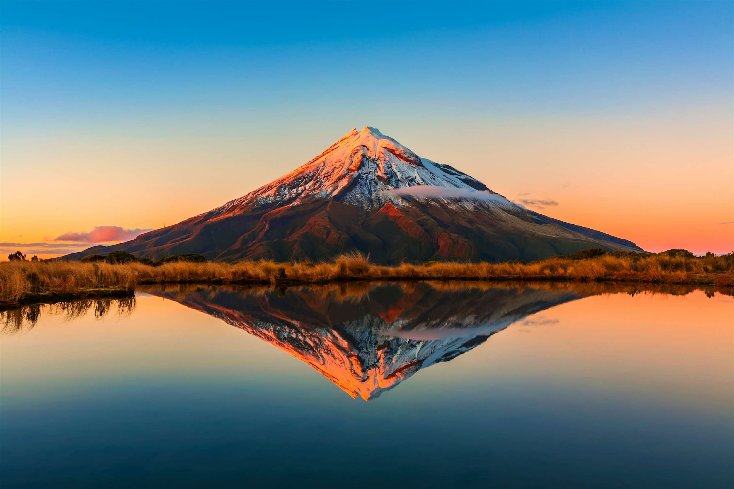 New Zealand's Mount Taranaki granted 'living person' status - Lonely Planet