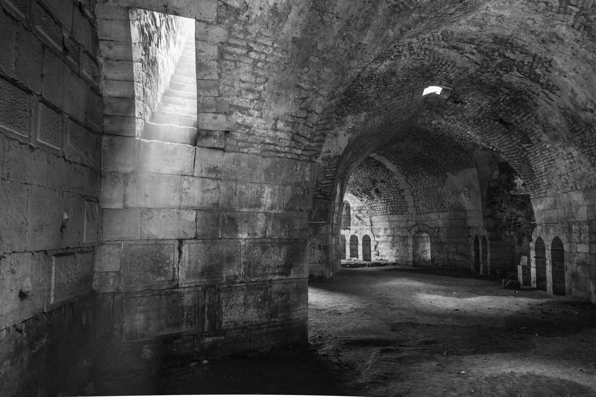 The corridor inside Krac des Chevaliers.
