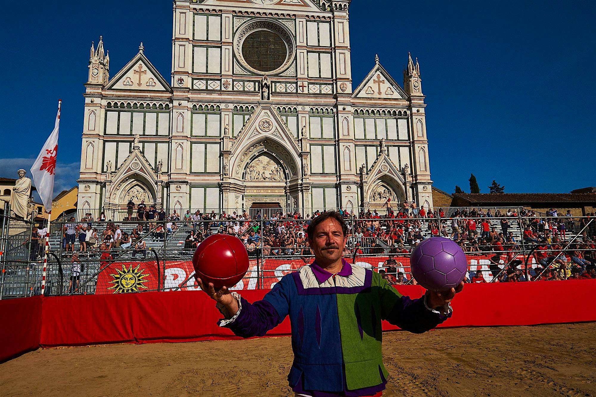 Travel News - The Calcio Storico Fiorentino 2018 Referee at the Calcio Storica Fiorentino