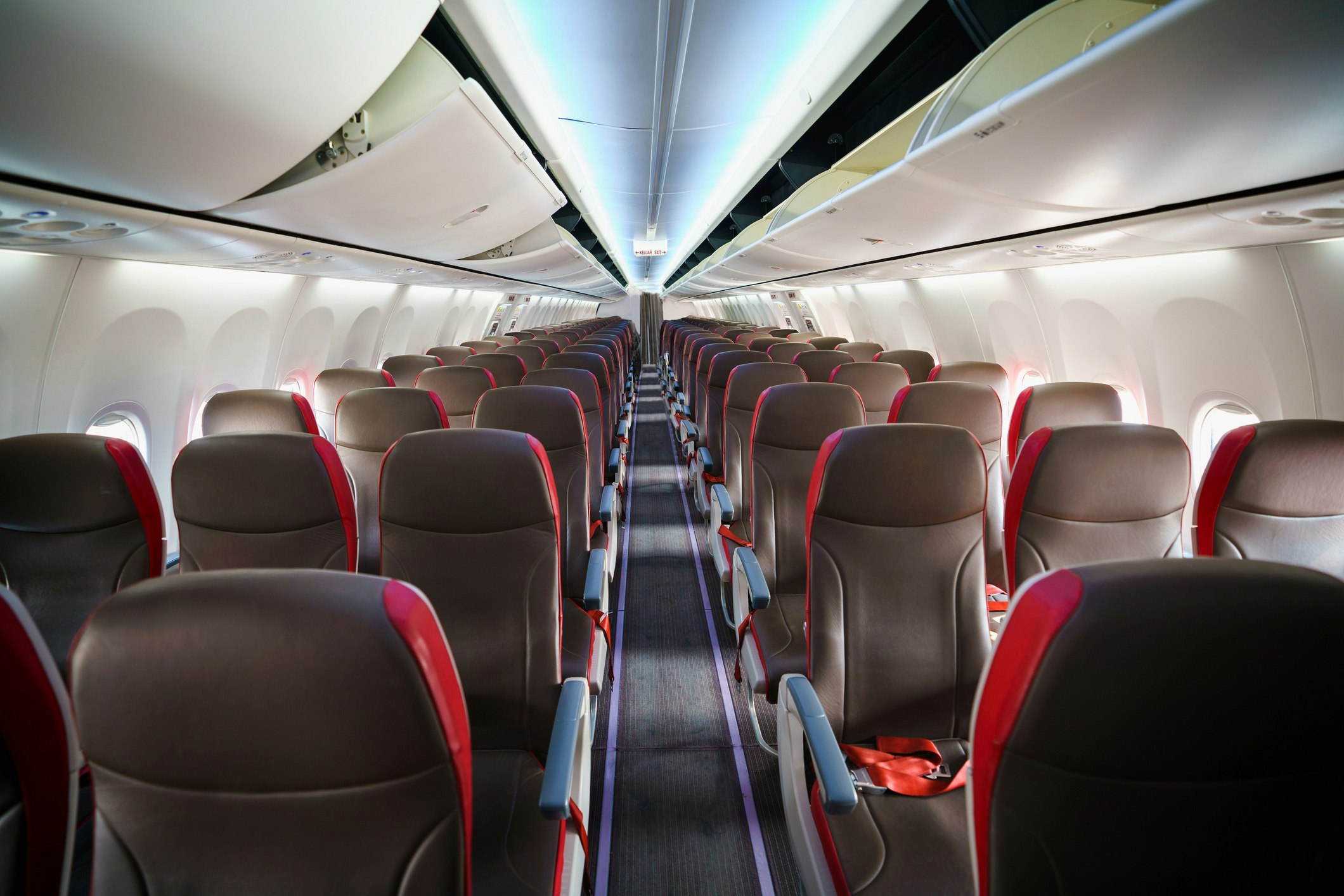 Travel News - Inside airplane view