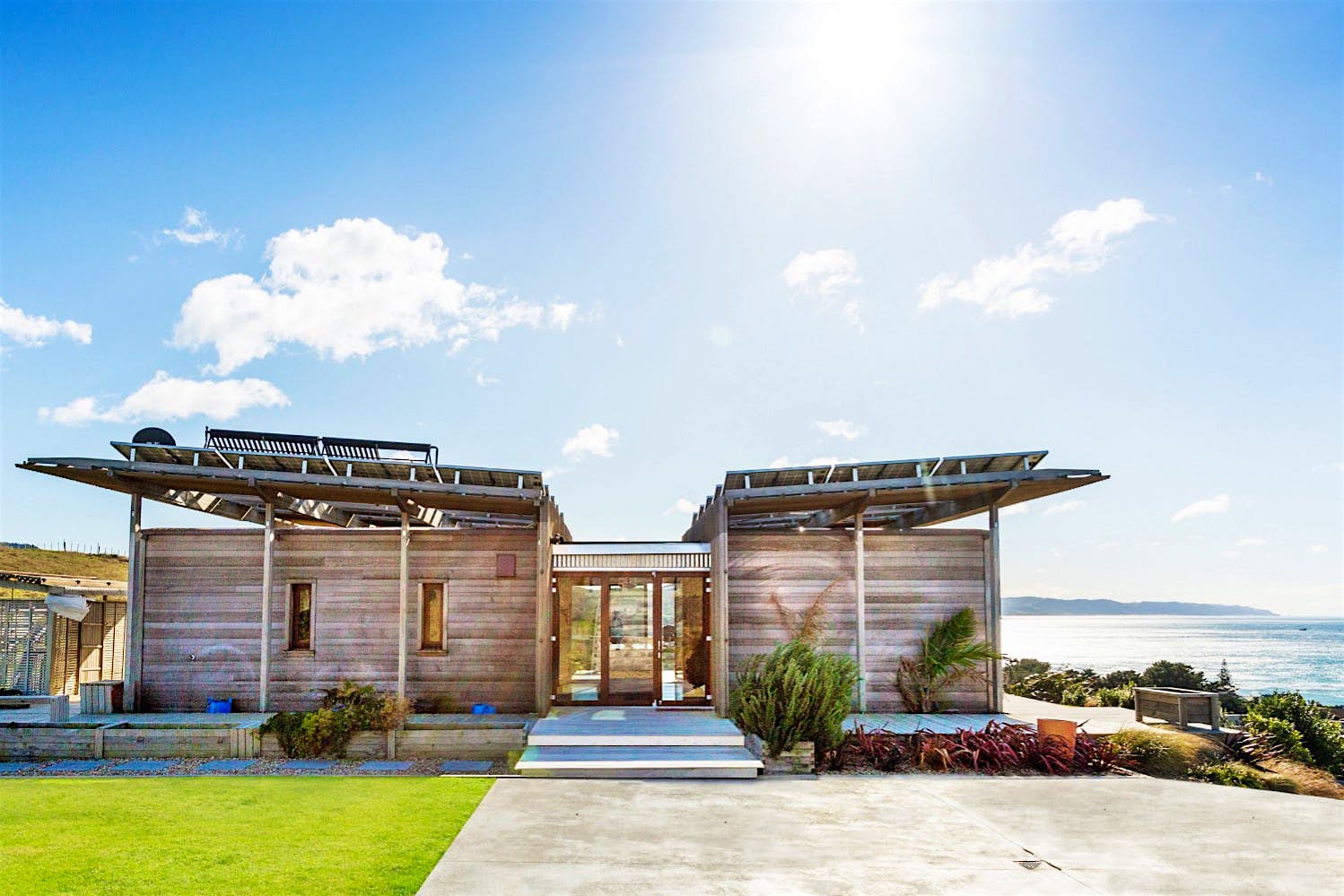 Travel News - Property No. 6 Travel News - Property No. 6