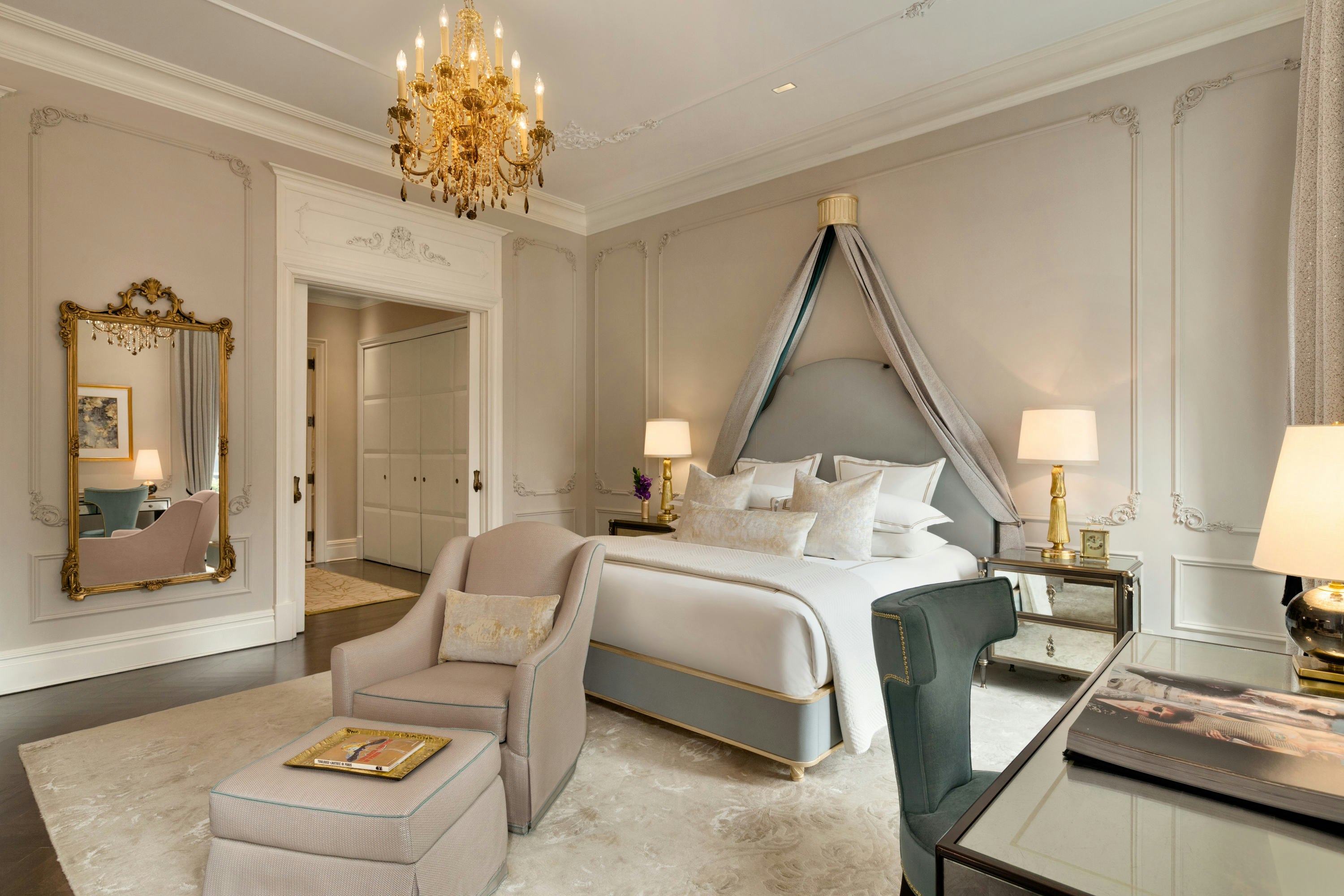Travel News - The Plaza, A Fairmont Managed Hotel - Plaza Royal Suite - 1260625