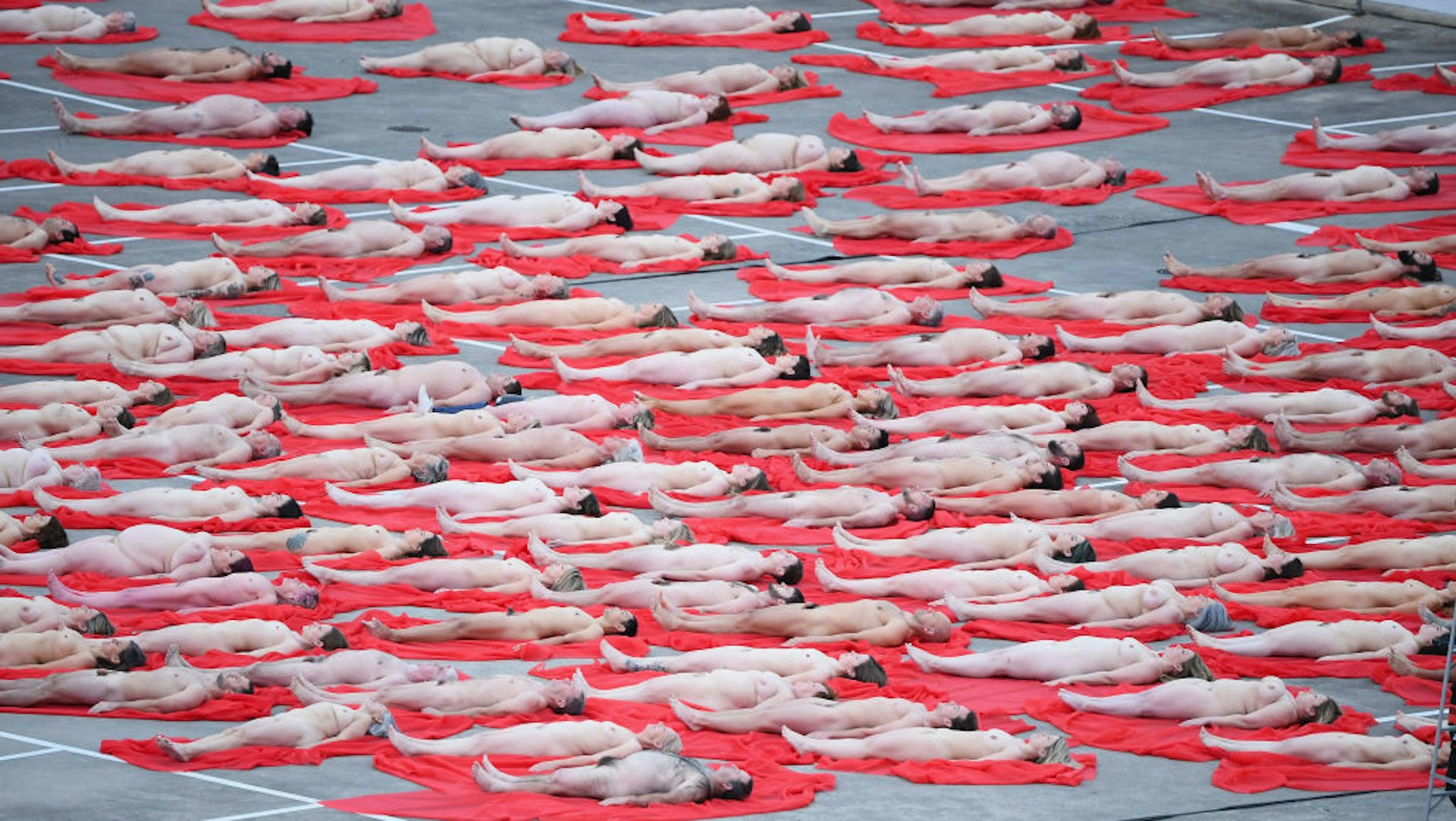 Spencer Tunick is coming to Melbourne to snap hundreds of nude people -  Lonely Planet