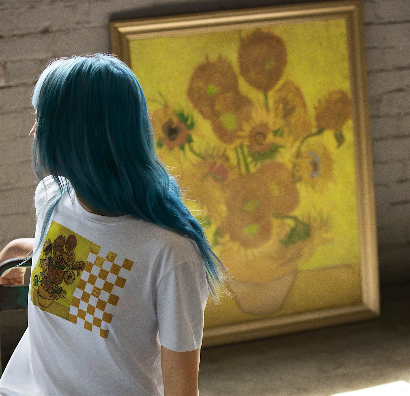 Travel News - FA18_Classics_VanGogh_Sunflower_0254 Travel News - FA18_Classics_VanGogh_Sunflower_0254