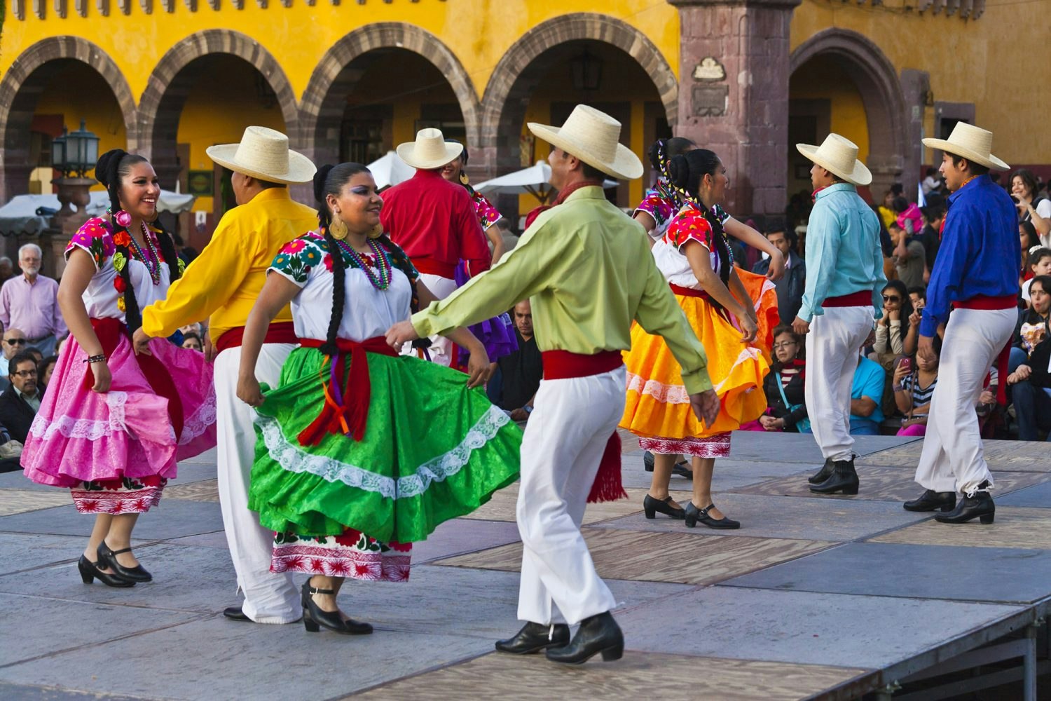 Dancers perform In the Jardin Or Central Square during the annual folk dance festival, San Miguel De Allende, Mexico