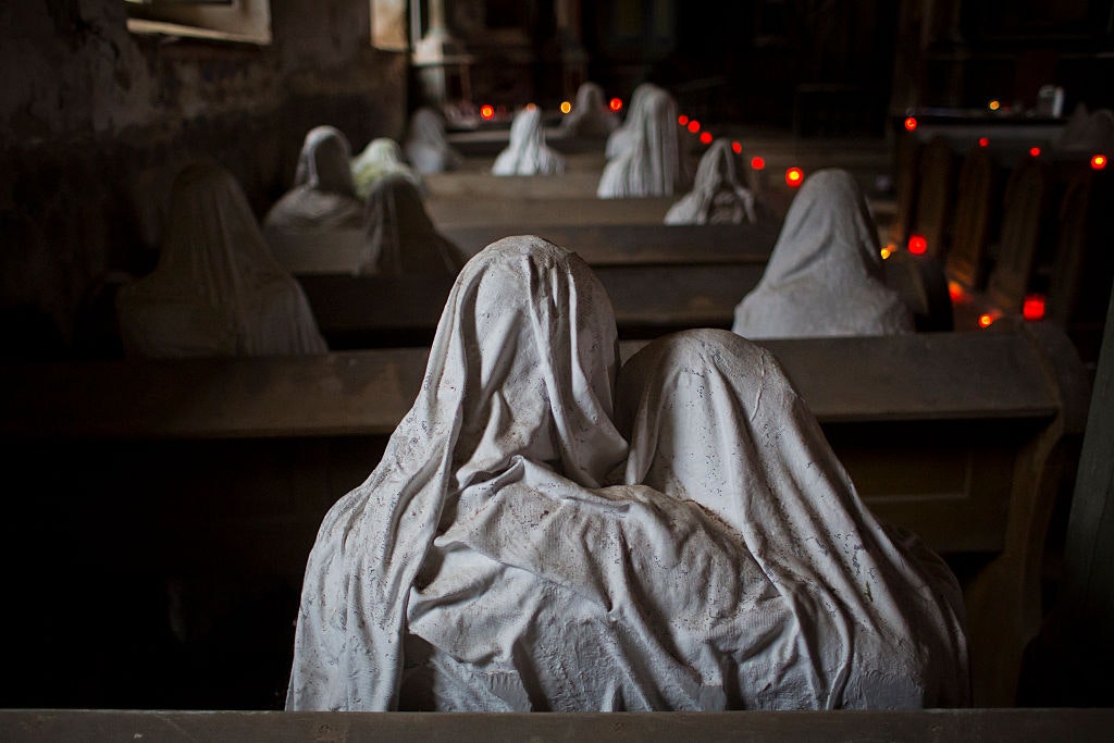Travel News - Ghost Exhibition By Jakub Hadrava