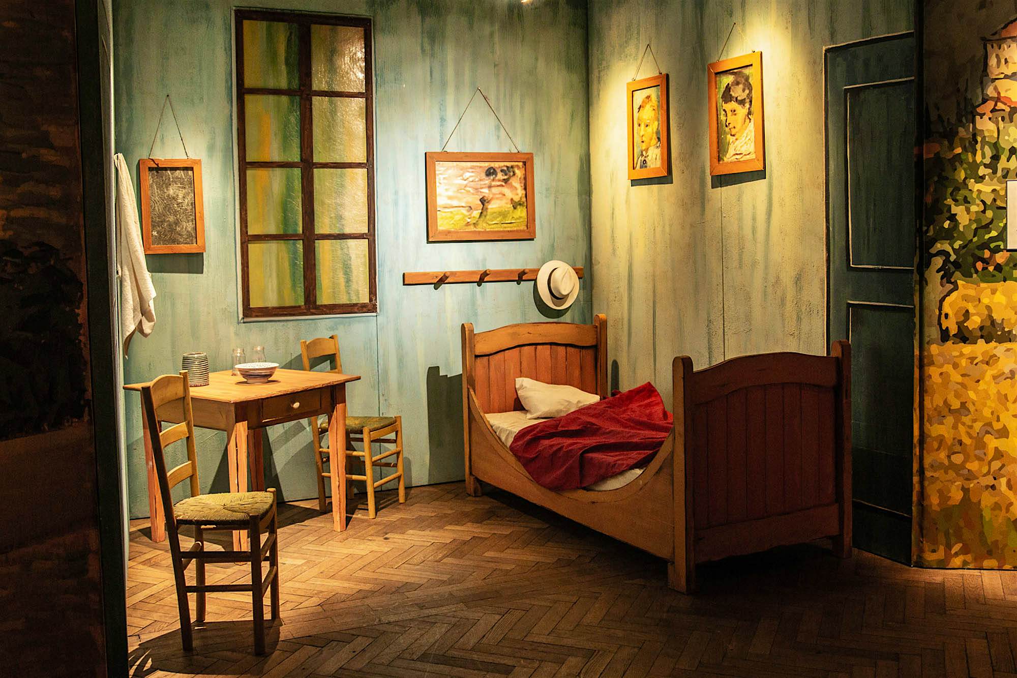Step Into A Van Gogh Painting At New Brussels Exhibition Lonely