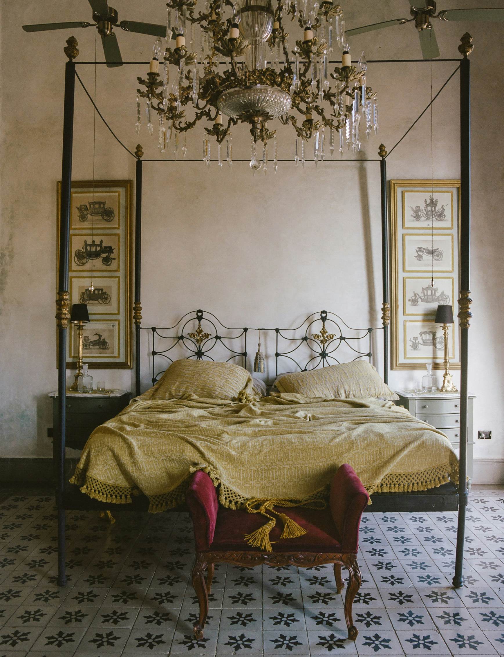 Hotel Rooms That Set The Mood For Romance Ranked In New