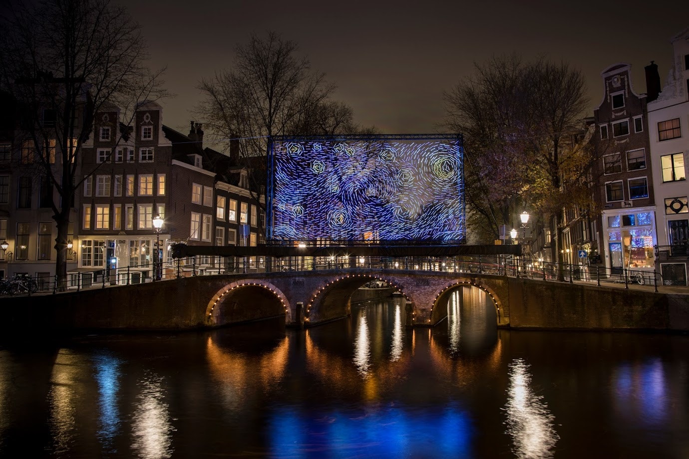 Travel News - Van Gogh’s Starry Night comes to life in Amsterdam