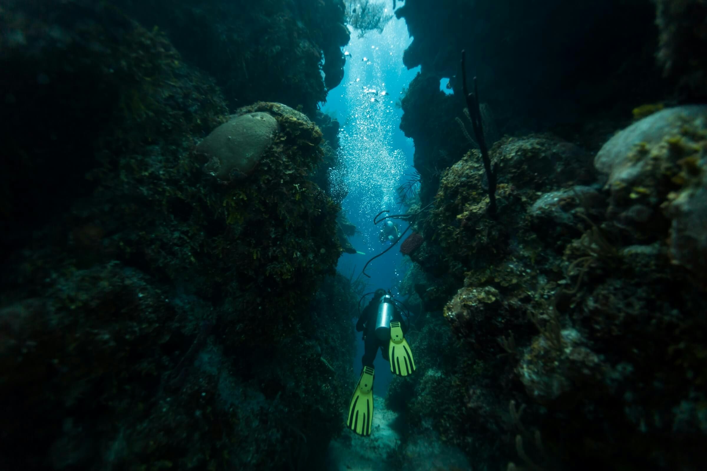 We now know what’s at the bottom of Belize’s Blue Hole - Lonely Planet