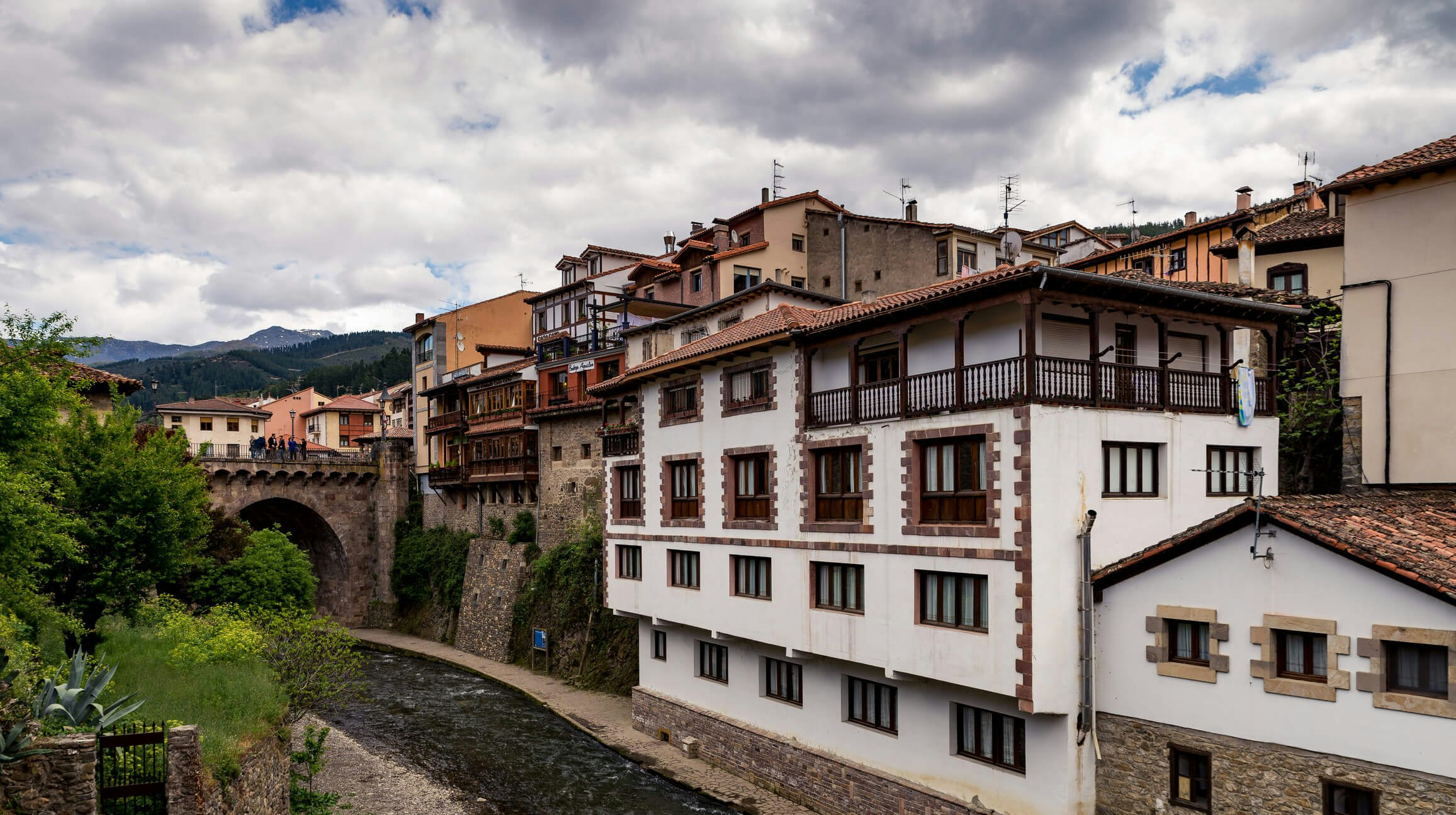 Travel News - potes