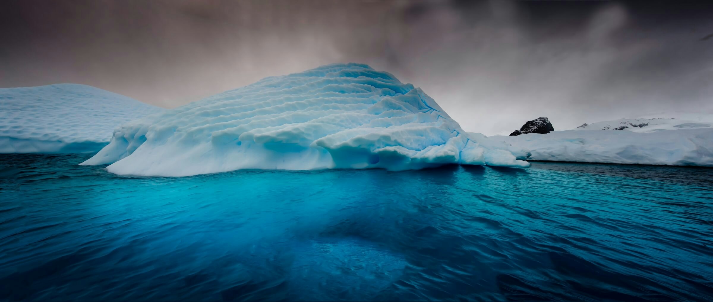 Travel News - flat earth cruise ice wall
