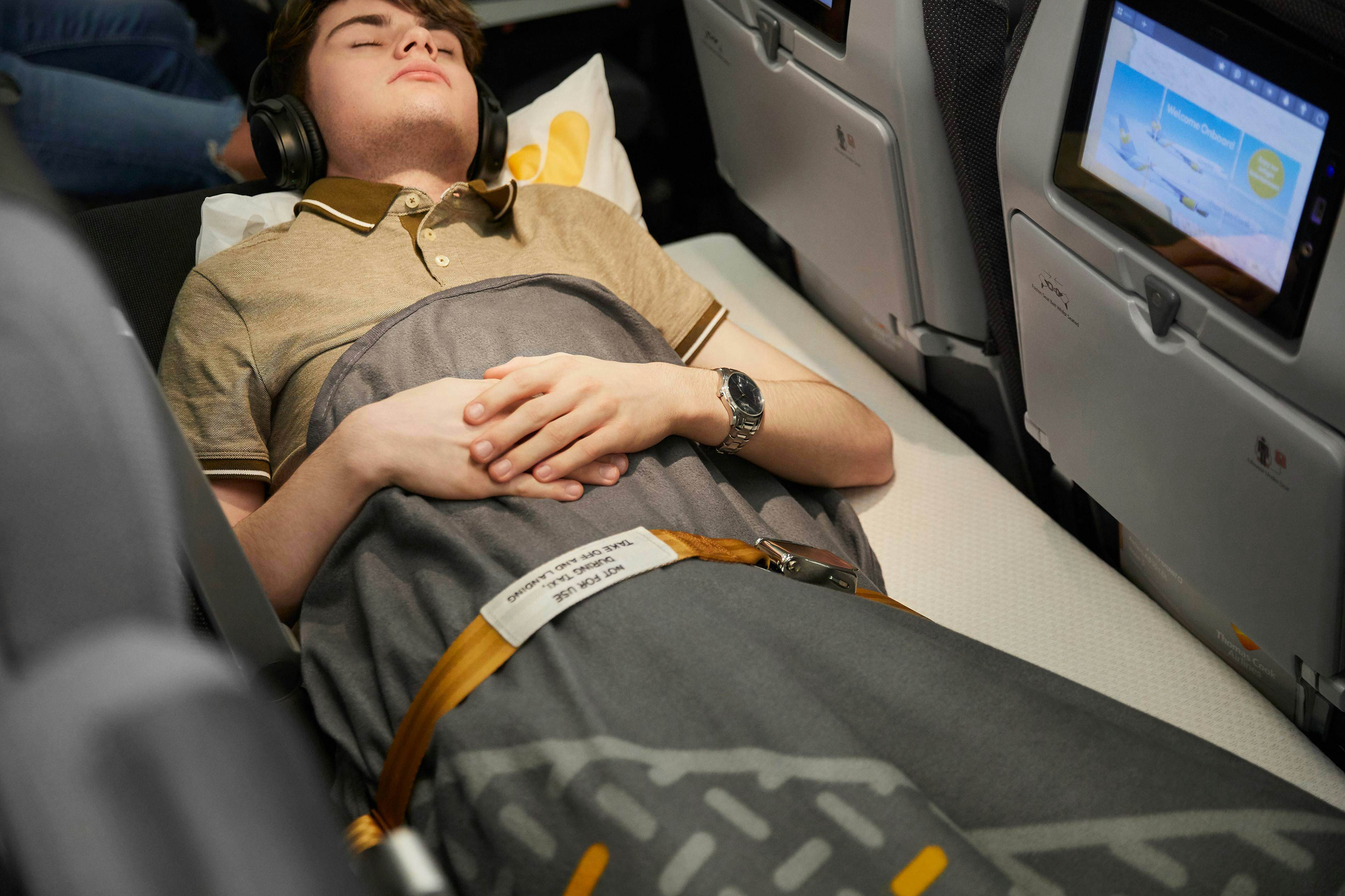 Sleep in a bed in economy class on longhaul flights