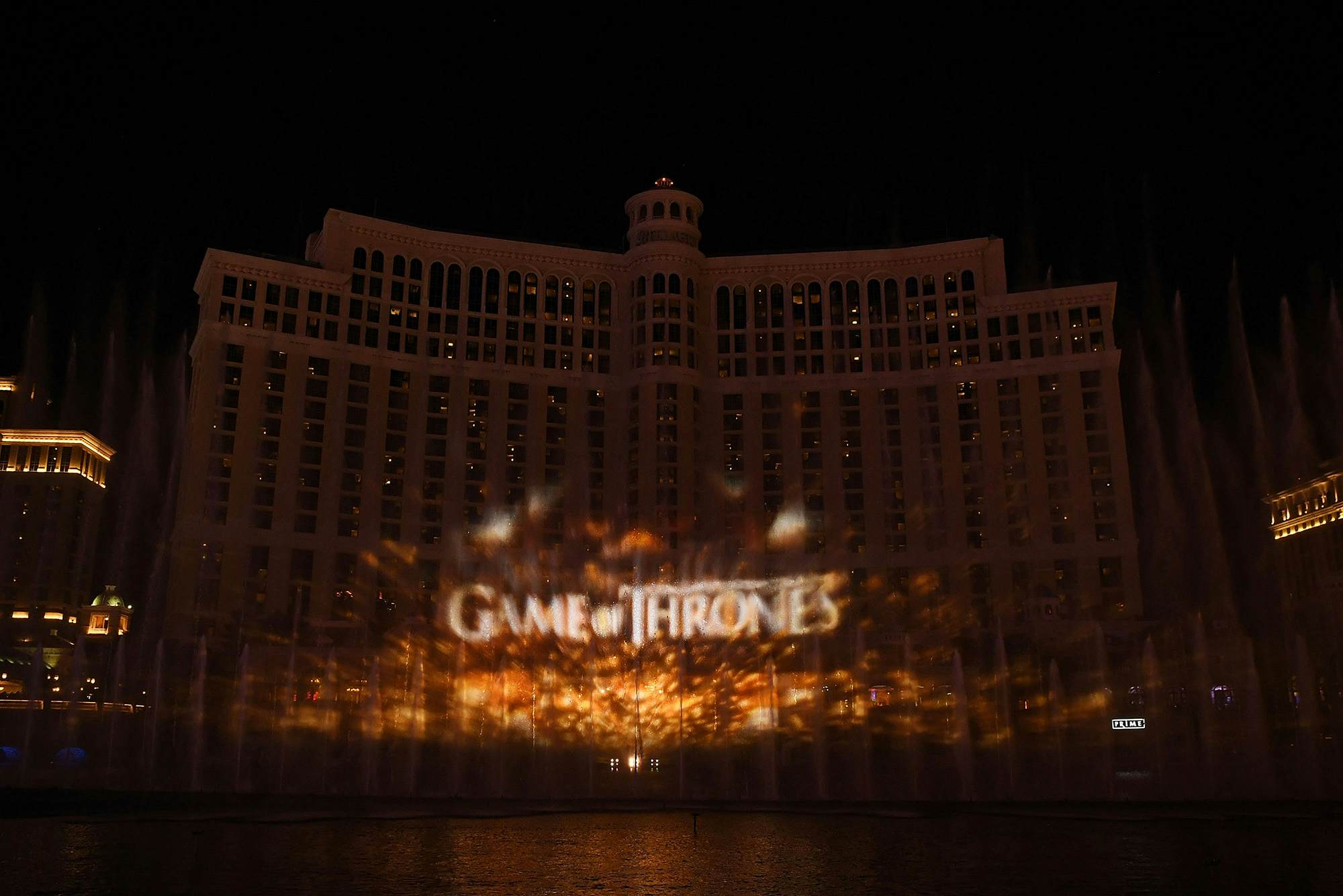 Game Of Thrones Water Show In Las Vegas Brings Fire To Bellagio S