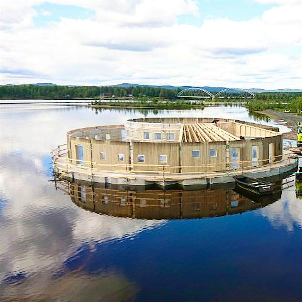 Arctic Bath A Floating Hotel And Spa In Sweden Is Now Taking Reservations Lonely Planet