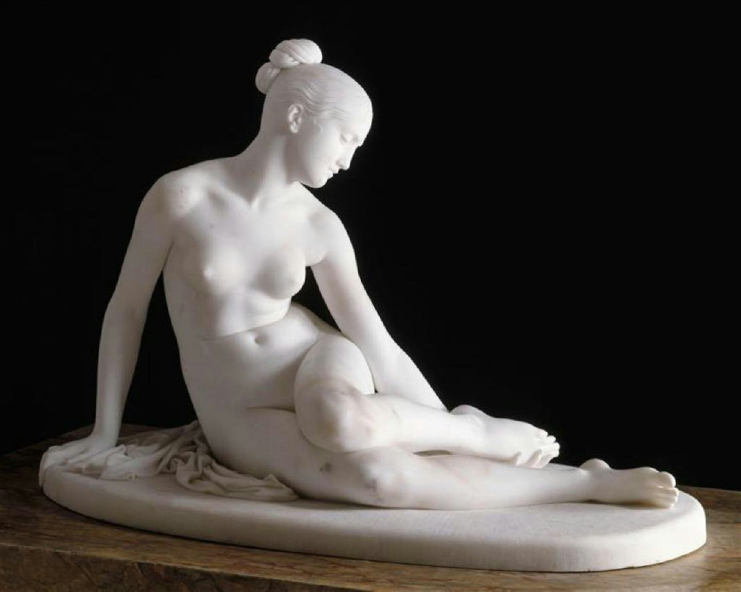 The sculpture La Nymphe au scorpion by Lorenzo Bartolini at the Louvre